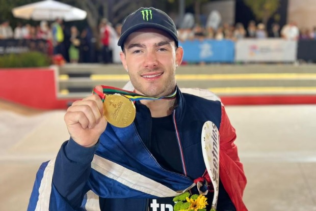 Aurélien Giraud Champion du monde skate (Photo Greg Poissonnier / FFRS)