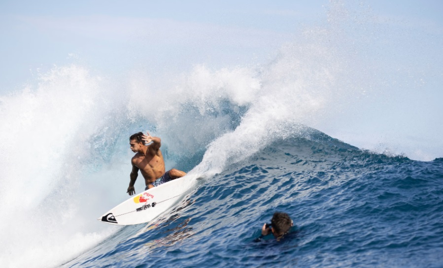 Kauli Vaast-Teahupoo-Tahiti/Photo Domenic Mosqueira/Red Bull Content Pool