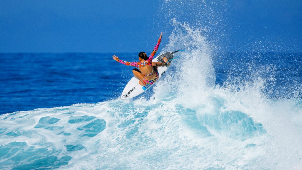 Tya Zebrowski, surfeuse française championne d'Europe QS 2024/2025